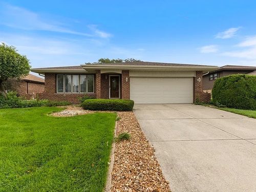 8124 167th Pl, Tinley Park, IL, 60477-2331 | Card Image