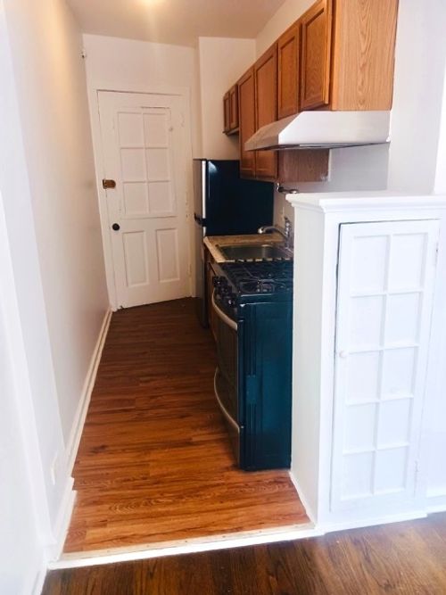 apt-2l-1072 Thorndale Ave, Chicago, IL, 60660-5108 | Card Image