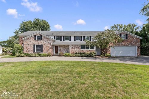 376 Chalfonte Avenue, Grosse Pointe Farms, MI, 48236 | Card Image