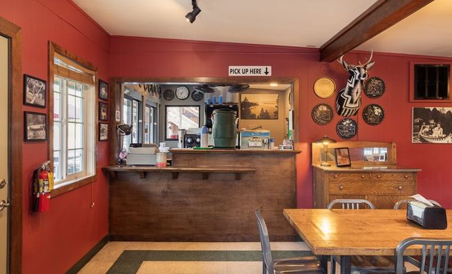 Burgertown, Bigfork, Montana | Image 9