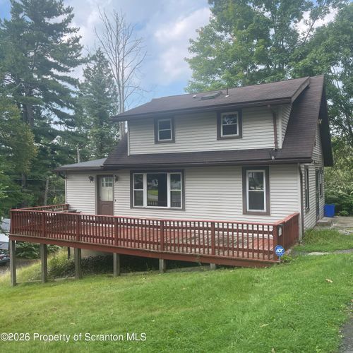 327 Melrose Ave, Clarks Summit, PA, 18411-1441 | Card Image