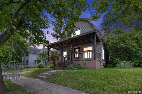 236 Lynn Street, Flushing, MI, 48433 | Card Image