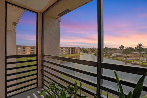 apt-404-2711 Nw 104th Ave, Sunrise, FL, 33322-1975 | Card Image