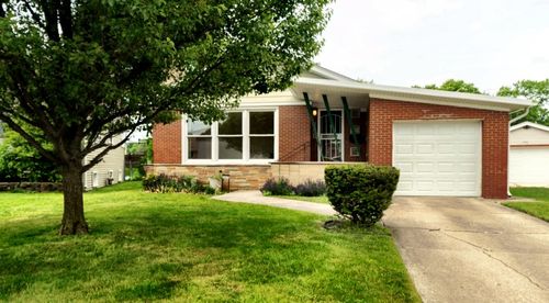5065 Lamb Dr, Oak Lawn, IL, 60453-3931 | Card Image