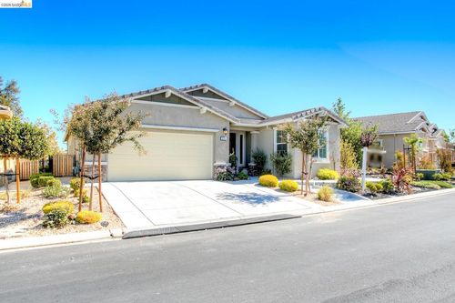 653 Waterwood Dr, Rio Vista, CA, 94571-2305 | Card Image