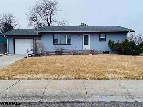 685 15th Street, Gering, NE, 69341 | Card Image
