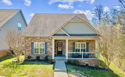 214 Whitman Aly, Clarksville, TN, 37043-6371 | Card Image