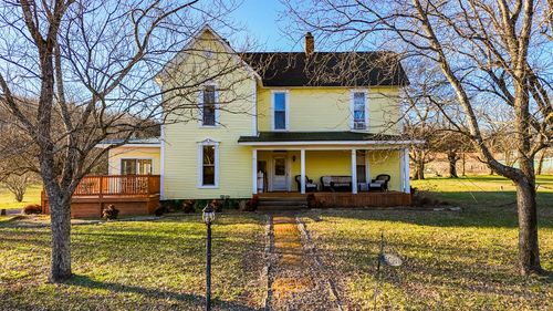 963 Liberty Pike, Bell Buckle, TN, 37020-4312 | Card Image