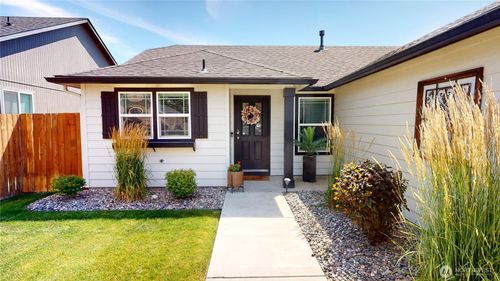 1371 Sw Greeley St, College Place, WA, 99324-5004 | Card Image