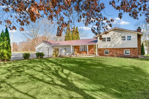 512 Norton Dr, OAKLAND, IL, 61943-5226 | Card Image