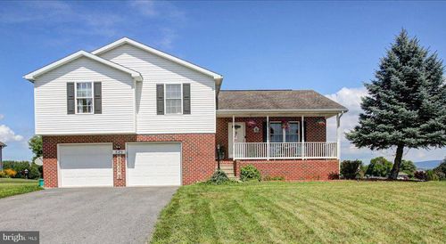849 Lindia Dr, CHAMBERSBURG, PA, 17202-8793 | Card Image