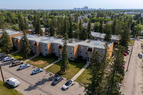 102-3518 44 Street Sw, Calgary, AB, T3E0Y4 | Card Image