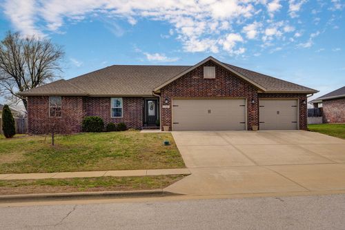1347 S Strasbourg Avenue, Springfield, MO, 65802 | Card Image