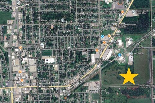 1600 E Cedar St, Angleton, TX, 77515 | Card Image
