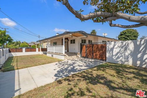 519 Elm Ave, Inglewood, CA, 90301-3152 | Card Image