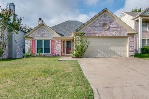 820 Wyndham Pl, Arlington, TX, 76017-6463 | Card Image