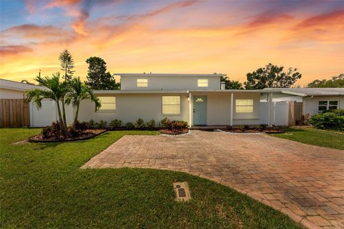 3298 21st Ave Sw, Largo, FL, 33774-1301 | Card Image
