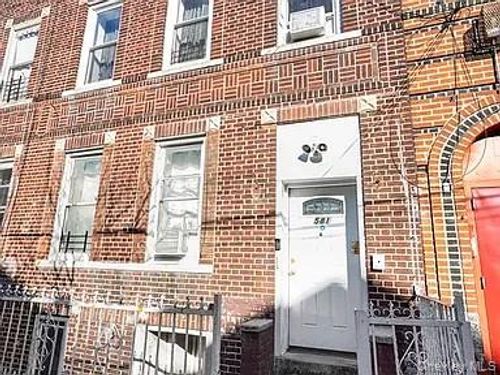 581 Van Siclen Ave, Brooklyn, NY, 11207-6076 | Card Image