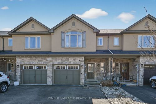 149 Kinsman Dr, Binbrook, ON, L0R1C0 | Card Image