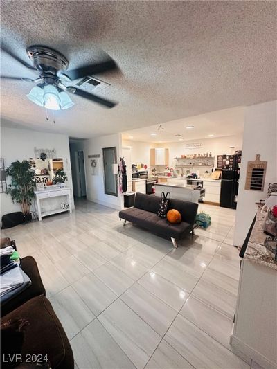 4932 Yuma Avenue, House other with 5 bedrooms, 2 bathrooms and null parking in Las Vegas NV | Image 2