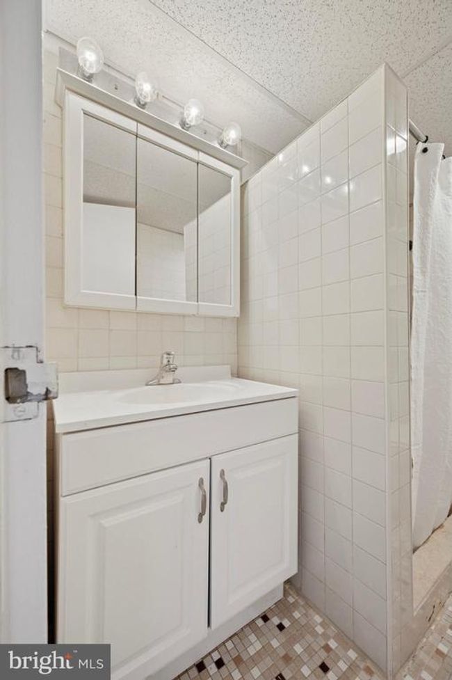 APT-806 - 1030 E Lancaster Ave, Condo with 2 bedrooms, 1 bathrooms and null parking in BRYN MAWR PA | Image 15