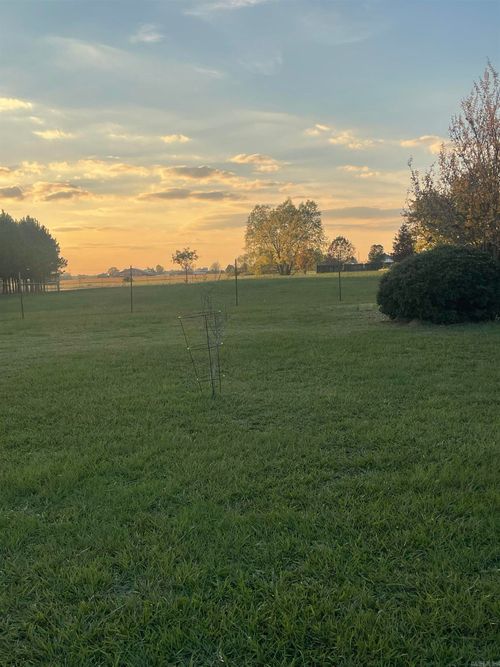 16 Cemetery Rd, Vilonia, AR, 72173-9304 | Card Image