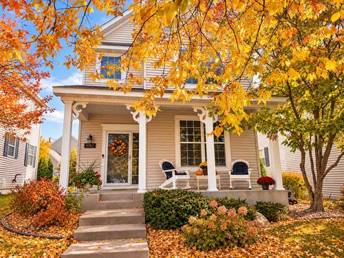 9767 Gable Dr, Eden Prairie, MN, 55347-4329 | Card Image