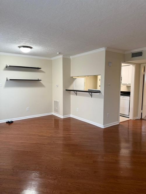 apt-125-6410 Del Monte Dr, Houston, TX, 77057-3339 | Card Image