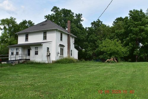 s7146 a Bluff Road, Merrimac, WI, 53561 | Card Image