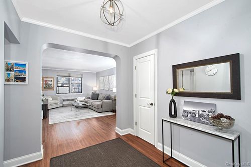 apt-2m-142 Garth Rd, Scarsdale, NY, 10583-3725 | Card Image