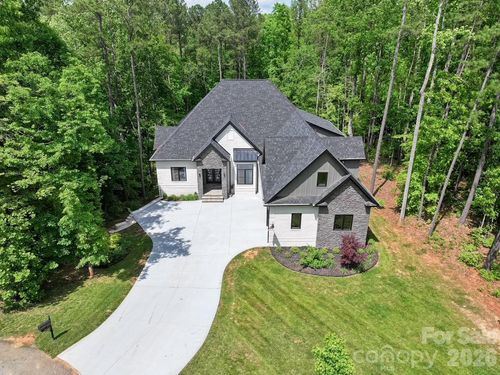 24-4135 Mineral Ln, Lincolnton, NC, 28092-7322 | Card Image