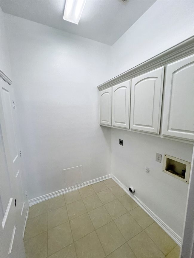 2503 Grizzly Run Ln, House other with 3 bedrooms, 2 bathrooms and null parking in Euless TX | Image 24