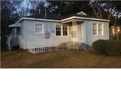 70 Chieftain Way, Mobile, AL, 36611-2701 | Card Image