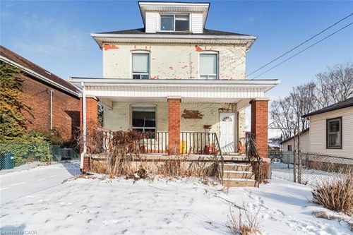 main-floor-126 Florence St, Hamilton, ON, L8R1W9 | Card Image