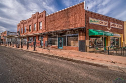 218 E 1st, Hughes Springs, TX, 75656-3721 | Card Image