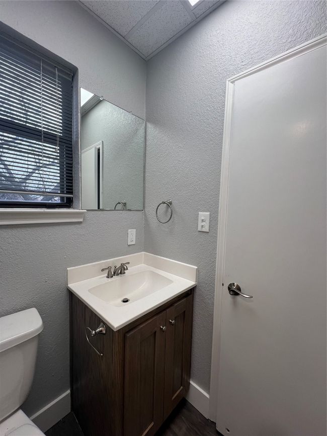 STE-200 - 919 S Carroll Blvd, Condo with 2 bedrooms, 1 bathrooms and null parking in Denton TX | Image 13