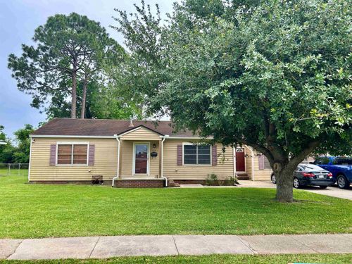 714 Franklin St, Morgan City, LA, 70380-2729 | Card Image