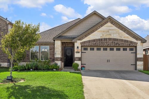 429 Lake Line Dr, Alvin, TX, 77511-5152 | Card Image