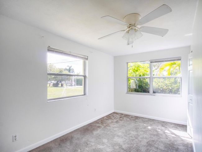 1287 Sw Sunset Trl, House other with 4 bedrooms, 2 bathrooms and null parking in Palm City FL | Image 15