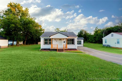 818 E Polk Ave, McAlester, OK, 74501-4224 | Card Image