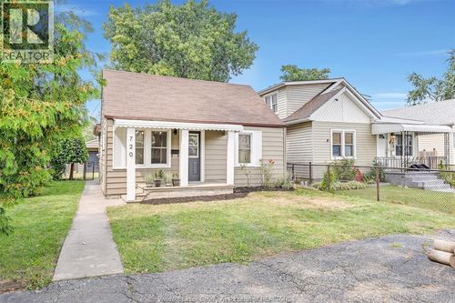 720 Bensette St, Windsor, ON, N8X2Z1 | Card Image