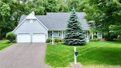 1410 Forest Knoll Ct, Eau Claire, WI, 54701-5611 | Card Image