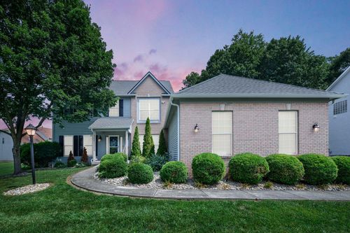 6598 Estate View Dr S, Blacklick, OH, 43004-8671 | Card Image