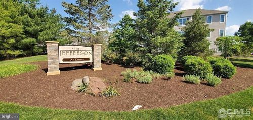 725 Timberlake Dr, Ewing, NJ, 08618-1469 | Card Image