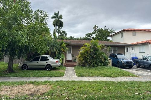8210 Ne 12th Ave, Miami, FL, 33138-4148 | Card Image