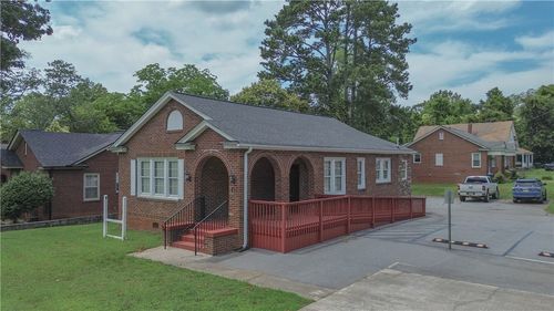 211 Cater St, Anderson, SC, 29621-4865 | Card Image