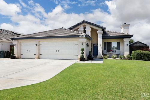 10002 Brookline Woods Dr, Bakersfield, CA, 93312-2933 | Card Image