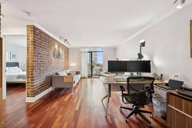 APT-811 - 3900 N Pine Grove Ave, Condo with 1 bedrooms, 1 bathrooms and 1 parking in CHICAGO IL | Image 5