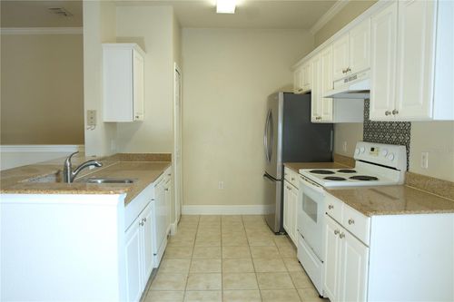 101-233 Southern Pecan Cir, WINTER GARDEN, FL, 34787-6316 | Card Image