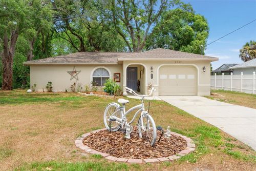 5525 Piedmont Dr, Spring Hill, FL, 34606-3817 | Card Image